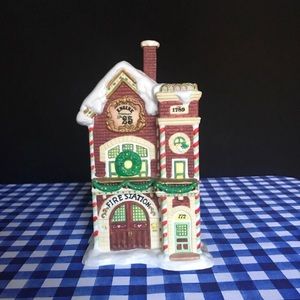 1993 Enesco Christmas Fire Station